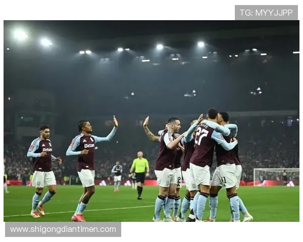 巴萨与利物浦对决分析球队状态战术特点及历史交锋回顾